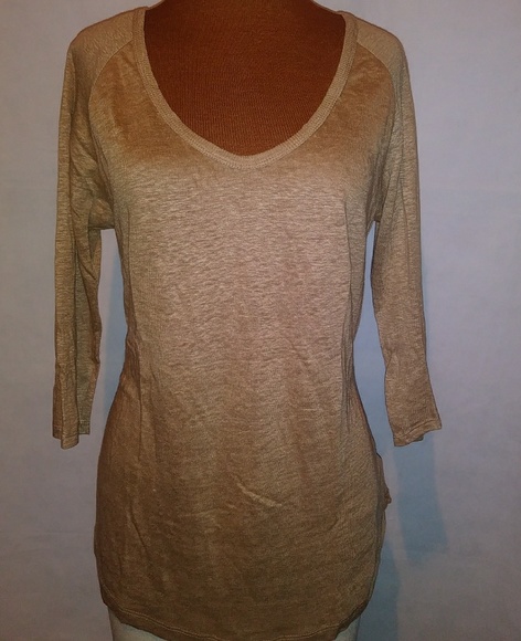 Zara Sweaters - NWOT Zara Linen Collection Vneck sweater